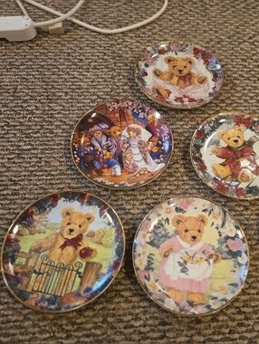 Collectible Teddy Bear Decorative Plates - Set of 6